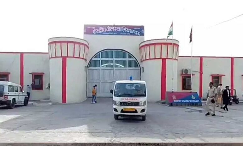 चिराग शिवहरे हत्याकांड के आरोपी शिवम ने जेल में फांसी लगाकर आत्महत्या कर ली, प्रहरी निलंबित