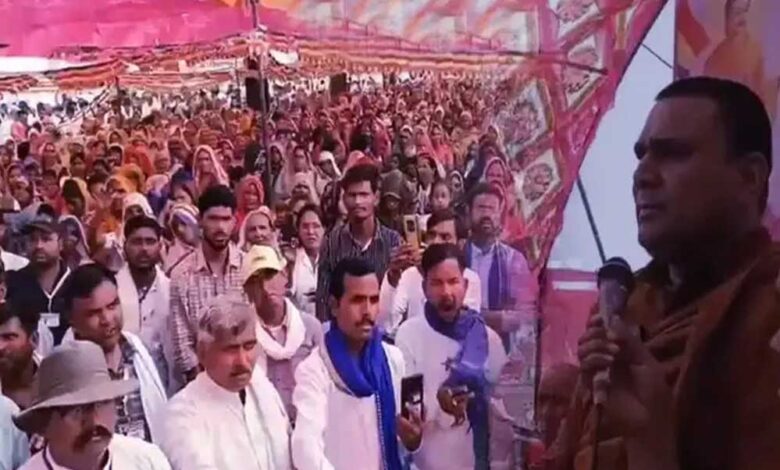 ग्वालियर के बुद्ध विहार में 25000 लोगों को ईश्वर को न मानने और पूजा नहीं करने की शपथ दिलाई गई
